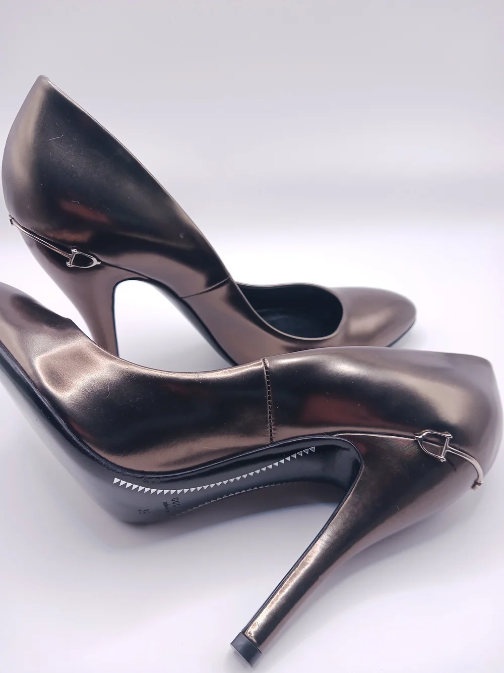 Gucci - Leather High-Heel Pumps in Metallic Bronze
